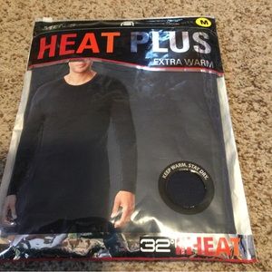 Men’s weather proof, long sleeve crew neck NWT